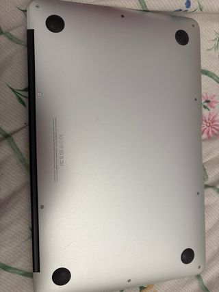MacBook Air macOS Monterey