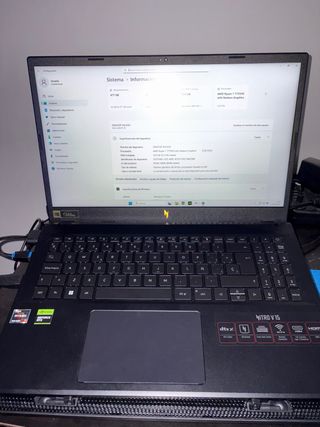 Computer portatile Acer Nitro V15 nero