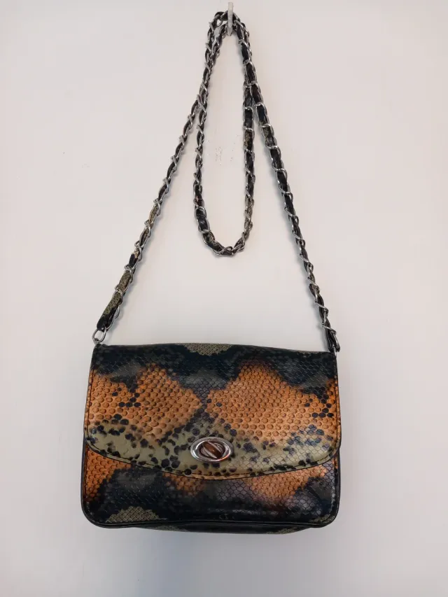Bolso pequeño estampado serpiente