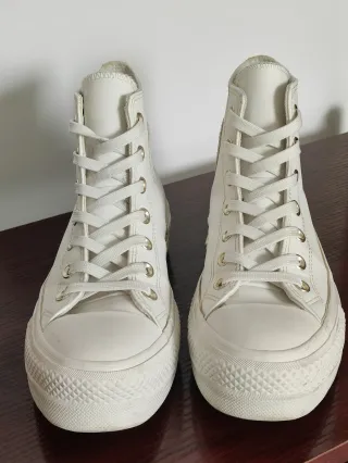 Converse Chuck Taylor Talla 37 Blancas