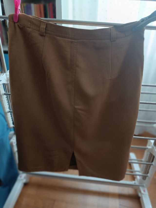 Falda tubo Priscille tacto antelina marrón