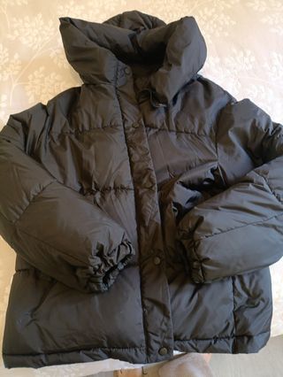 Cazadora acolchada negra