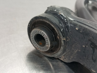 BRAZO SUSPENSION INFERIOR DELANTERO DERECHO PEUGE