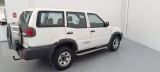 Nissan Terrano II 2000