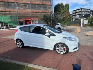 Ford Fiesta 2014
