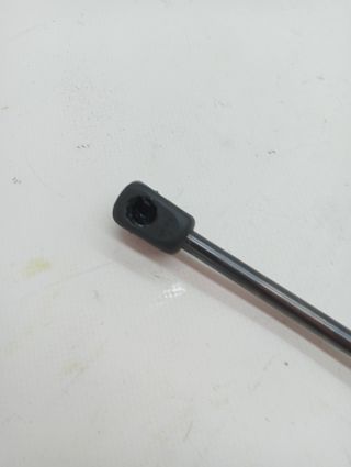 AMORTIGUADORES MALETERO / PORTON KIA RIO (YB) (2)