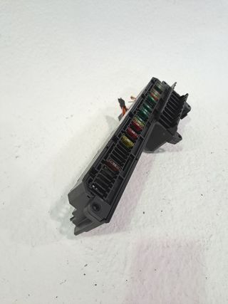 CAJA FUSIBLES BMW SERIE 5 BERLINA (E60)