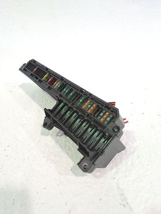 CAJA FUSIBLES BMW SERIE 5 BERLINA (E60)