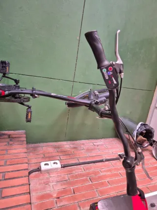 Bicicleta Eléctrica Plegable Negra