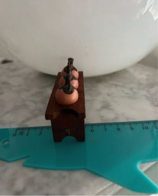3 Botijos con base de madera
