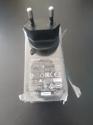 Cargador Parrot CHA076002