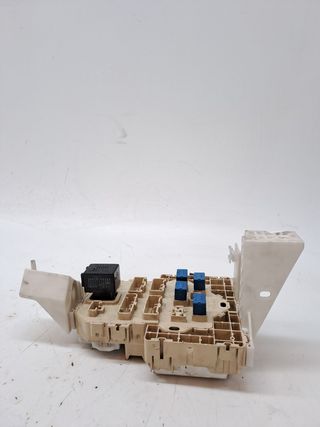 CAJA RELES / FUSIBLES SUZUKI SX4