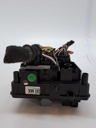 CAJA RELES / FUSIBLES OPEL INSIGNIA BERLINA (3)