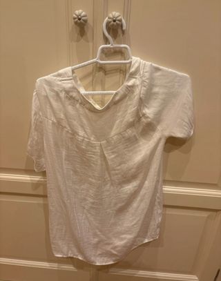Blusa blanca arreglada