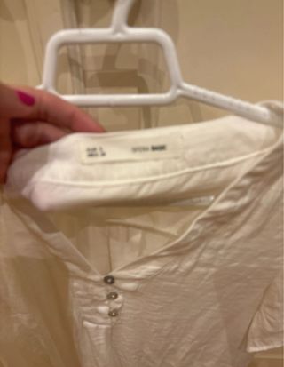 Blusa blanca arreglada