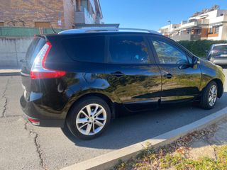 Renault Grand Scenic 2016