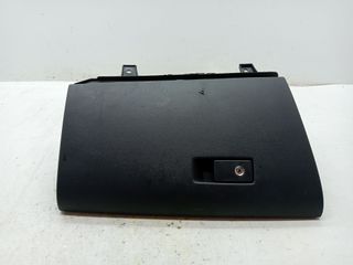 GUANTERA VOLVO XC60 (3)