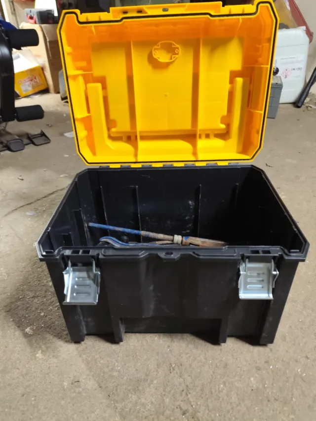 Maletas DeWalt Tstak