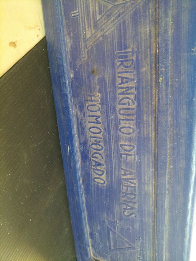 Triángulo de averías homologado