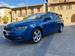 Skoda Octavia combi DSG 150 cv Style