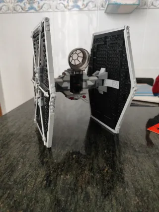 Nave Star Wars Lego Cazador TIE.  Lego