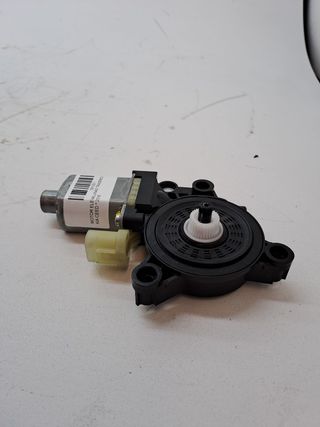 MOTOR ELEVALUNAS TRASERO IZQUIERDO KIA CEED (2)
