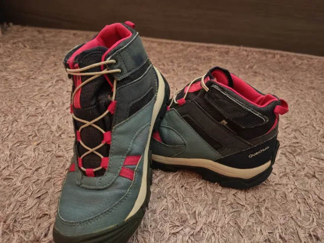 Botas trekking niña Talla 33
