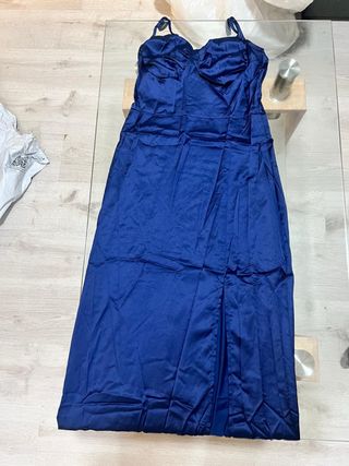 Vestido azul largo con abertura