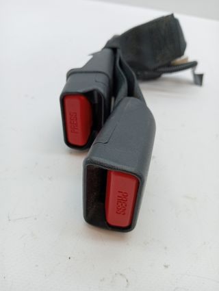 ENGANCHE CINTURON TOYOTA AURIS TOURING SPORTS (E18)