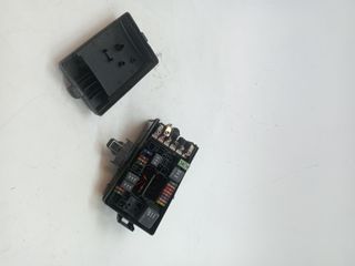 CAJA RELES / FUSIBLES VOLKSWAGEN GOLF VII SPORTSVAN
