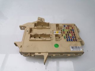 CAJA RELES / FUSIBLES KIA CARENS ( )