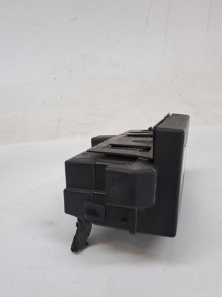 CAJA RELES / FUSIBLES OPEL ANTARA