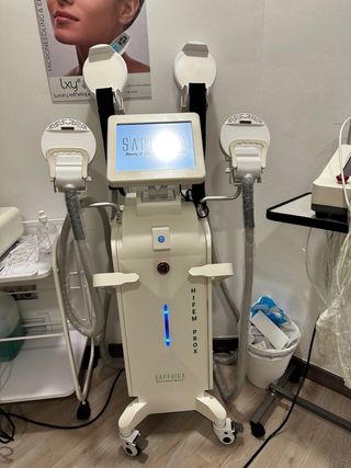 Máquina Profesional Electroestimulación Sapphira