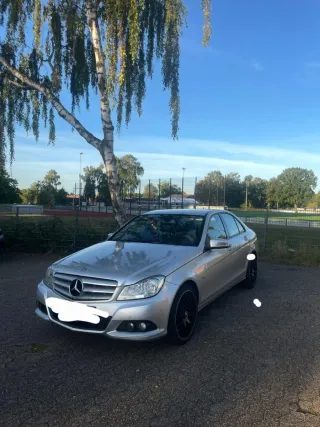 Mercedes-Benz Clase C 2011