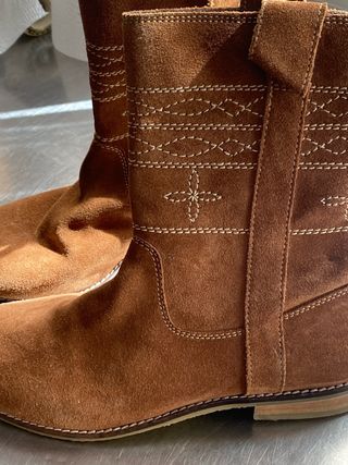 Botas de niña de ante