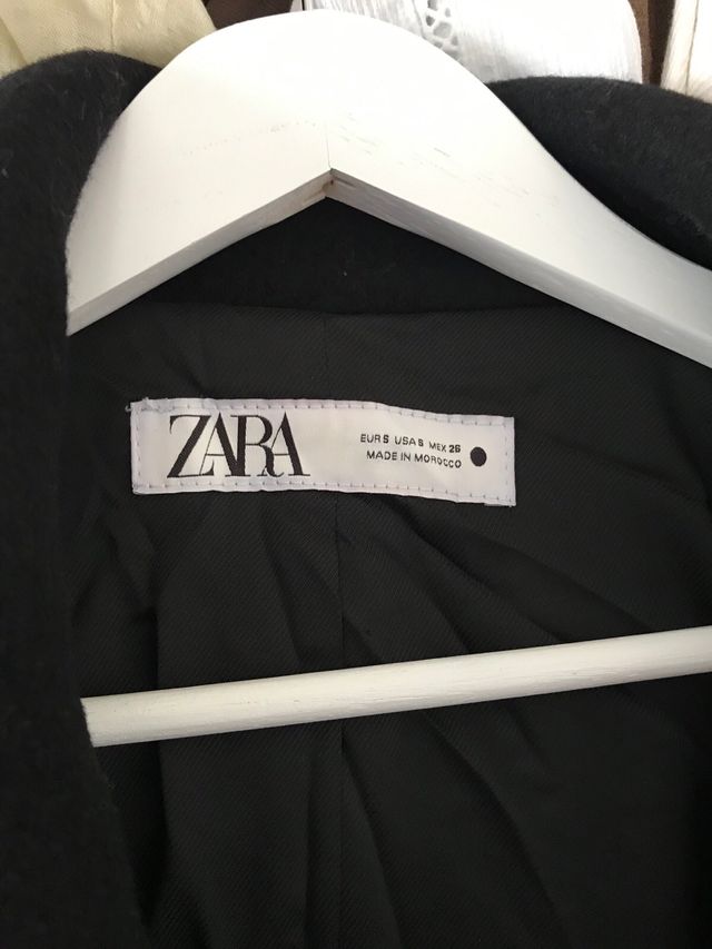 Abrigo Zara Alamares Lana Negro