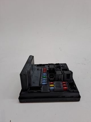 CAJA RELES / FUSIBLES NISSAN QASHQAI (J10)