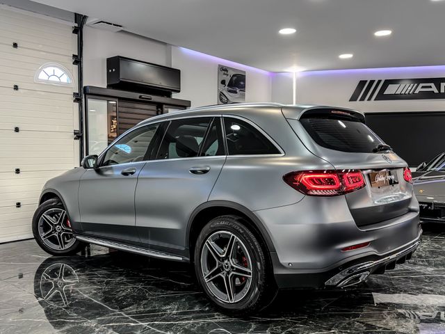 Mercedes-Benz GLC SUV 220 AMG GRIS MATE 