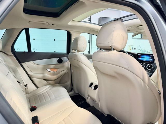 Mercedes-Benz GLC SUV 220 AMG GRIS MATE 