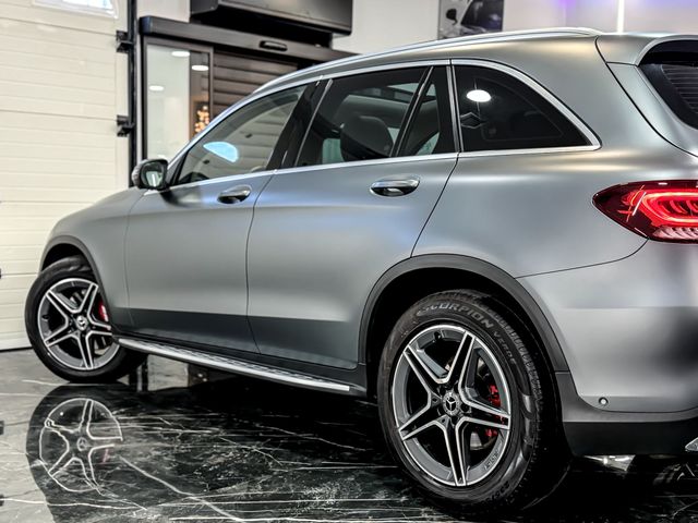 Mercedes-Benz GLC SUV 220 AMG GRIS MATE 