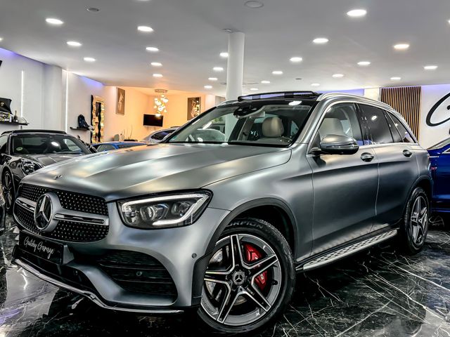Mercedes-Benz GLC SUV 220 AMG GRIS MATE 