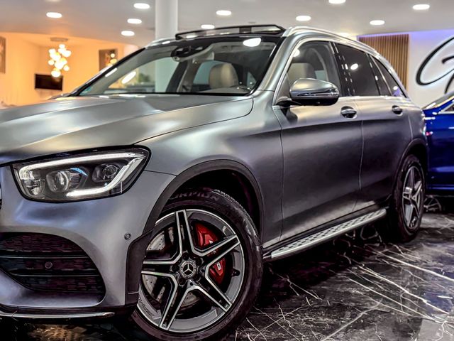 Mercedes-Benz GLC SUV 220 AMG GRIS MATE 