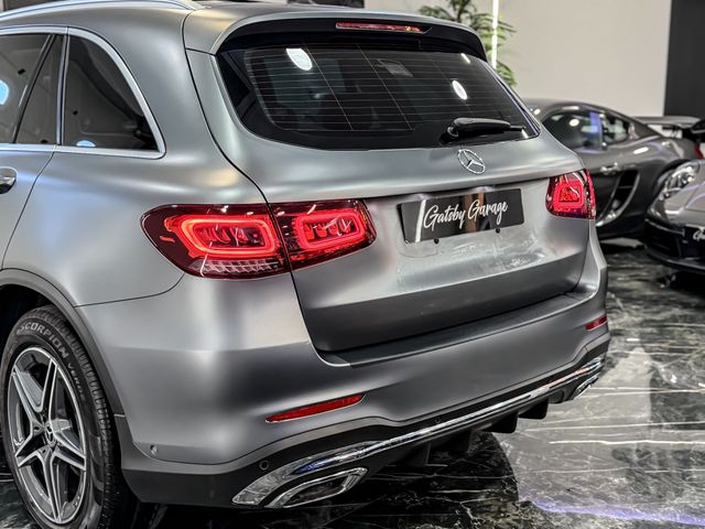 Mercedes-Benz GLC SUV 220 AMG GRIS MATE 