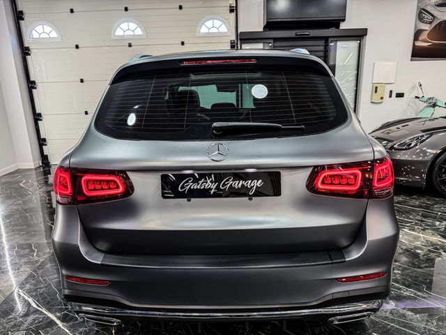 Mercedes-Benz GLC SUV 220 AMG GRIS MATE 