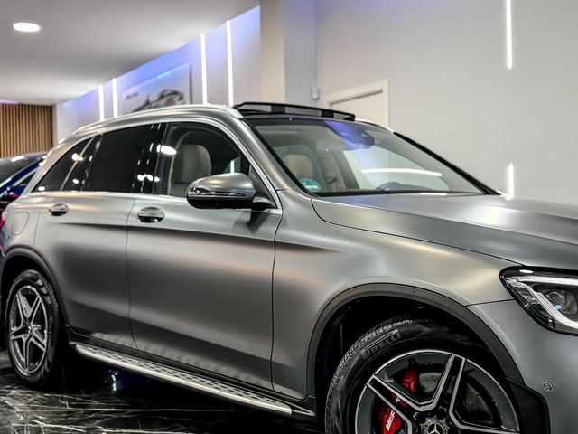 Mercedes-Benz GLC SUV 220 AMG GRIS MATE 