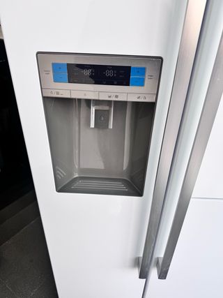 AMERICANO BOSCH BLANCO NO FROST 
GARANTÍA!!