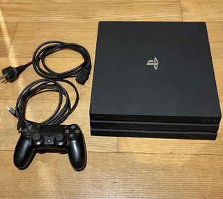 PS4 Pro 1TB Sony con mando y cables