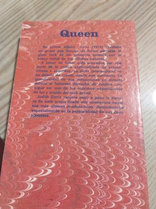 Queen: Una biografía ilustrada.