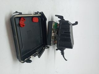 CAJA RELES / FUSIBLES RENAULT ZOE (2)