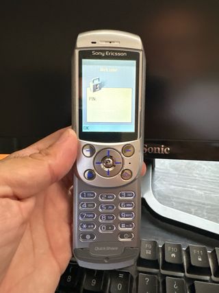 Sony Ericsson S700 Argento